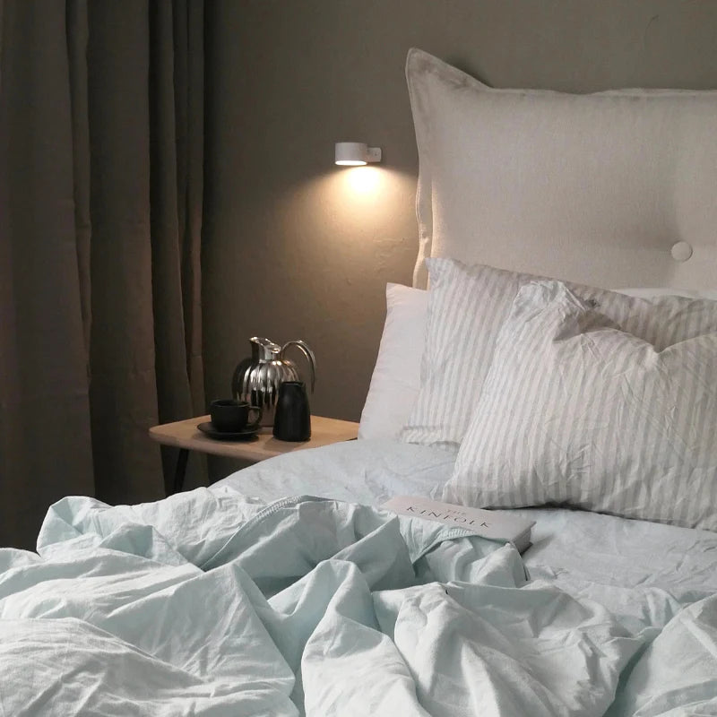 Bezprzewodowa lampka ścienna LED – obrotowa 360°, 3 barwy światła, magnetyczny montaż