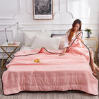 Lekka Kołdra Chłodząca SoftCool - Oddychająca i Przyjemna dla Gorących Nocy