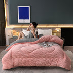 Gruby i ciężki koc zimowy z podszyciem sherpa – miękka i puszysta narzuta na zimę