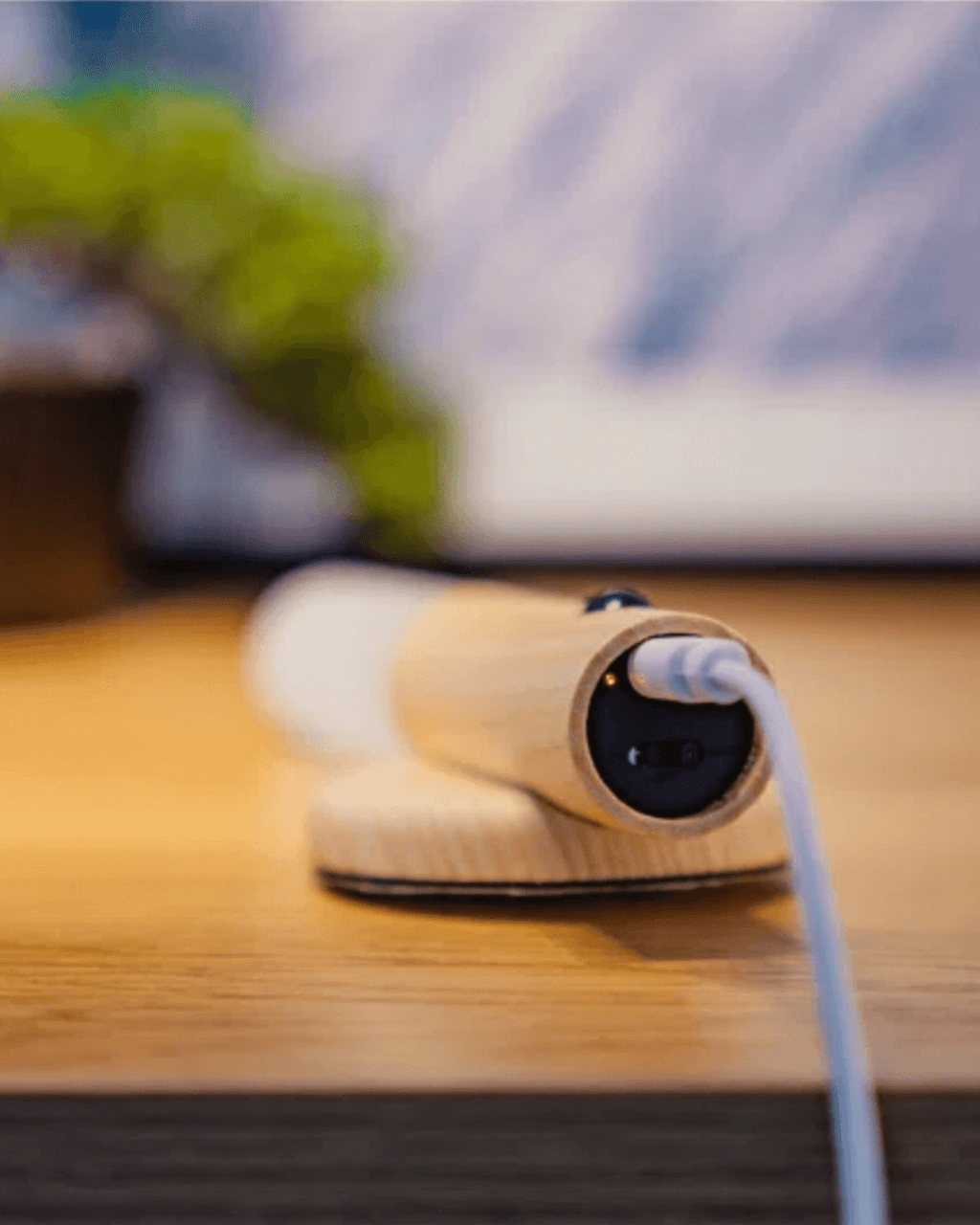 Bezprzewodowy Drewniany Kinkiet Ścienny – Styl i Funkcjonalność w Jednym