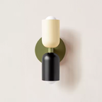 Nowoczesna Lampa Ścienna – Elegancja i Ciepło w Jednym