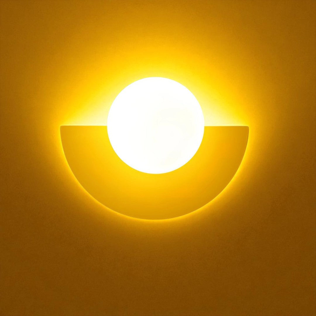 Kinkiet LED ArcNord – Nowoczesna Lampa Ścienna w Stylu Nordic