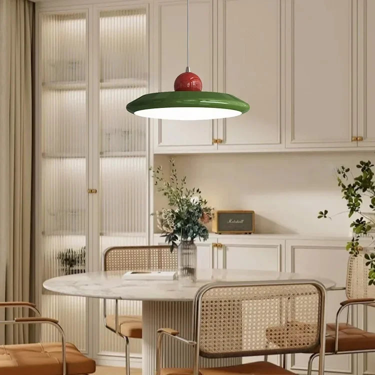 Geometria Światła – Nowoczesna Lampa LED w Stylu Artystycznym