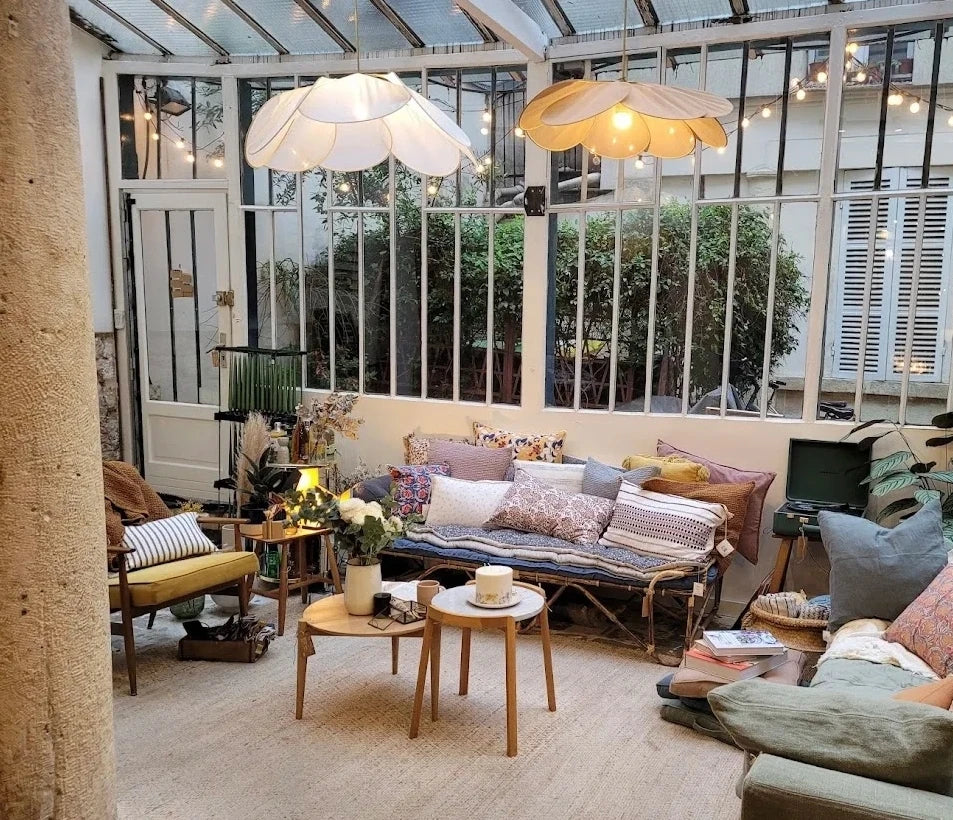 Kolorowa Lampa Wisząca LED Flower – Tkaninowy Żyrandol w Kształcie Kwiatu | Do Salonu, Jadalni i Sypialni