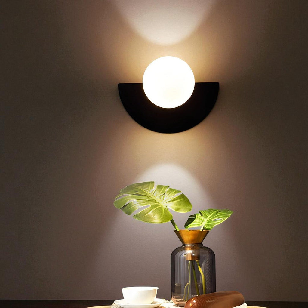 Kinkiet LED ArcNord – Nowoczesna Lampa Ścienna w Stylu Nordic