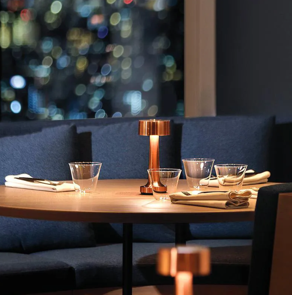 Bezprzewodowa Lampka Stołowa LED ModernArt – Dotykowa i Nowoczesna