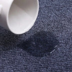 Duża mata pod krzesło biurowe – trwała ochrona podłogi przed zarysowaniami